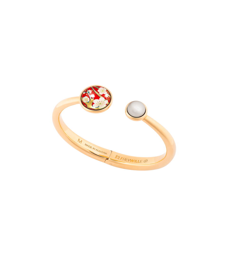 Spring Bracelet with Pearl