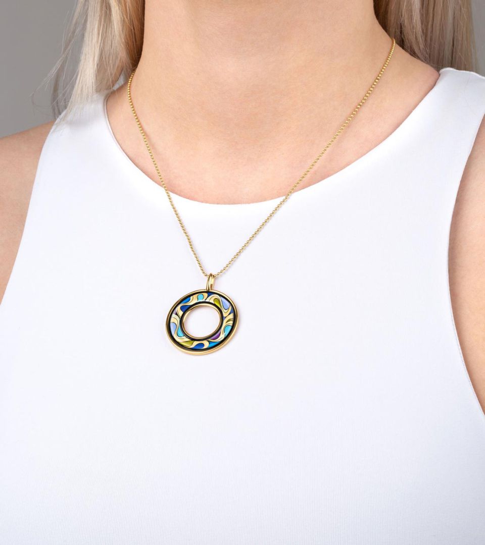 Кулон Елена